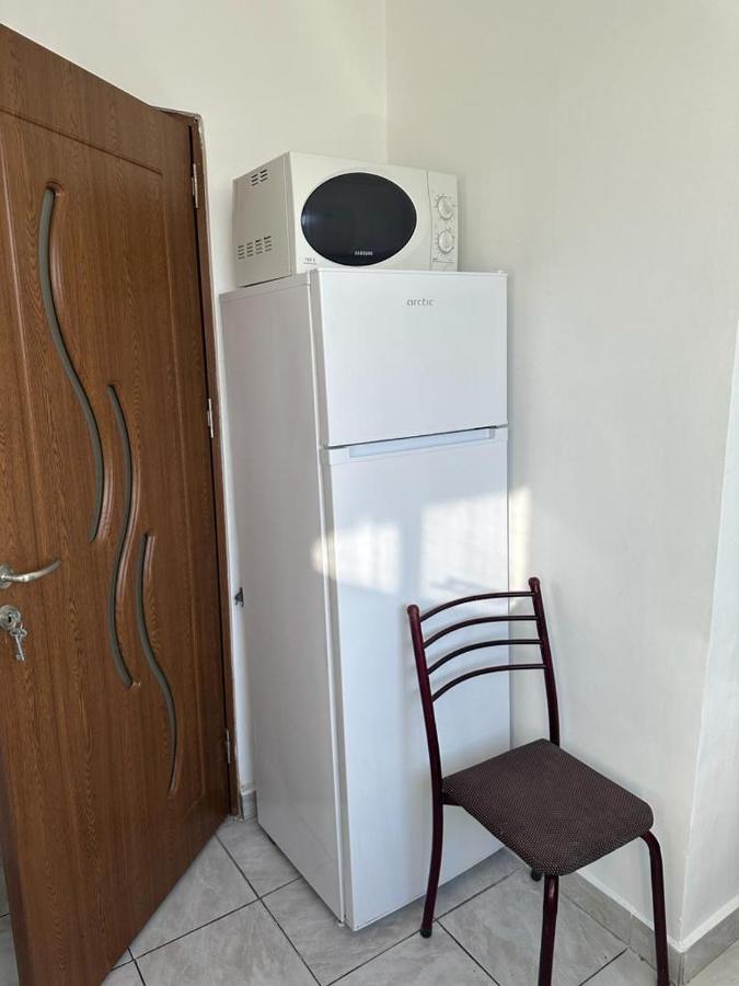 Velovan Apartment Craiova Exteriör bild